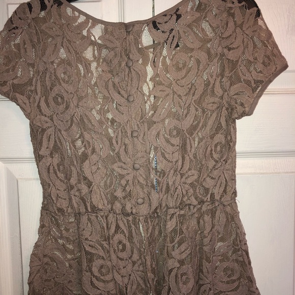 Lace Blouse - Picture 2 of 3